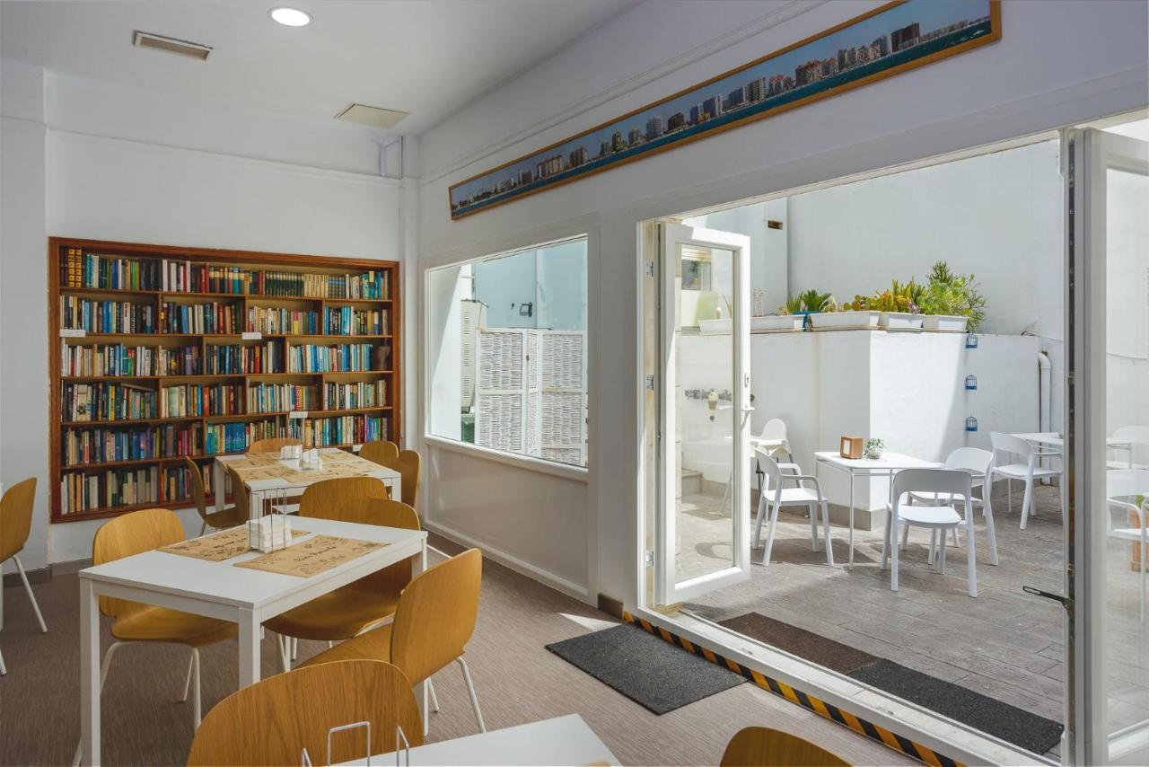 Apartamentos Los Cantaros 엘푸에르토데산타마리아 외부 사진