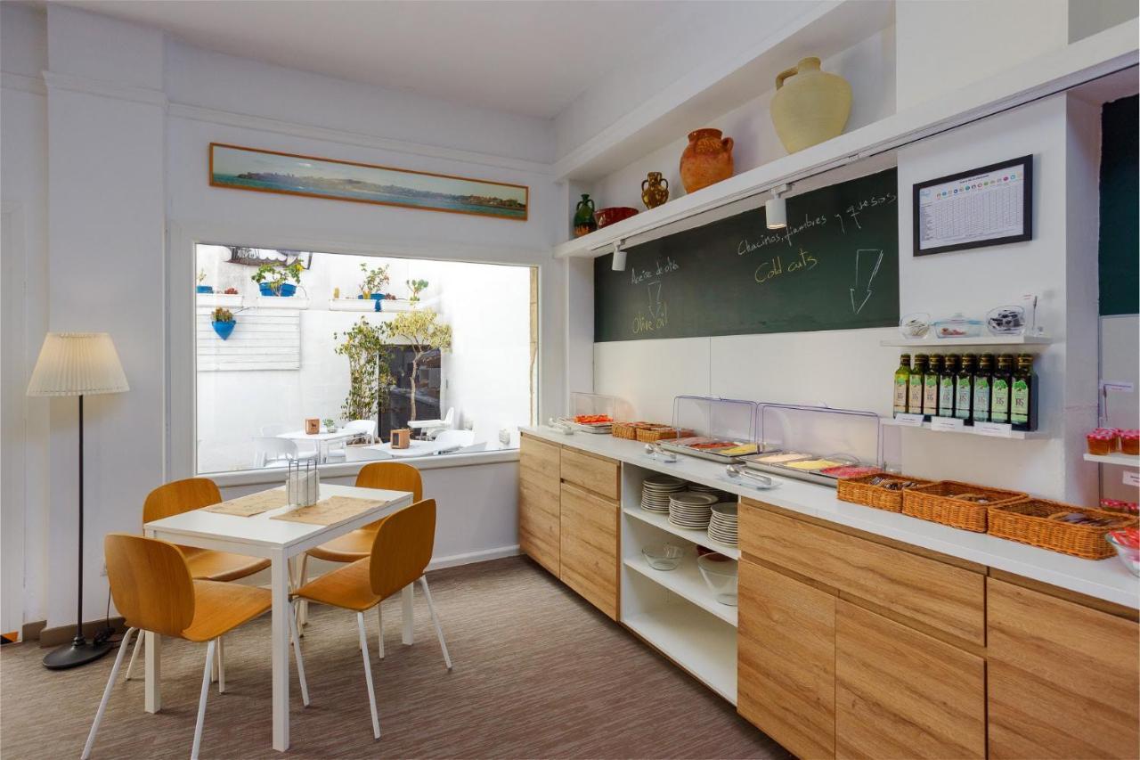 Apartamentos Los Cantaros 엘푸에르토데산타마리아 외부 사진
