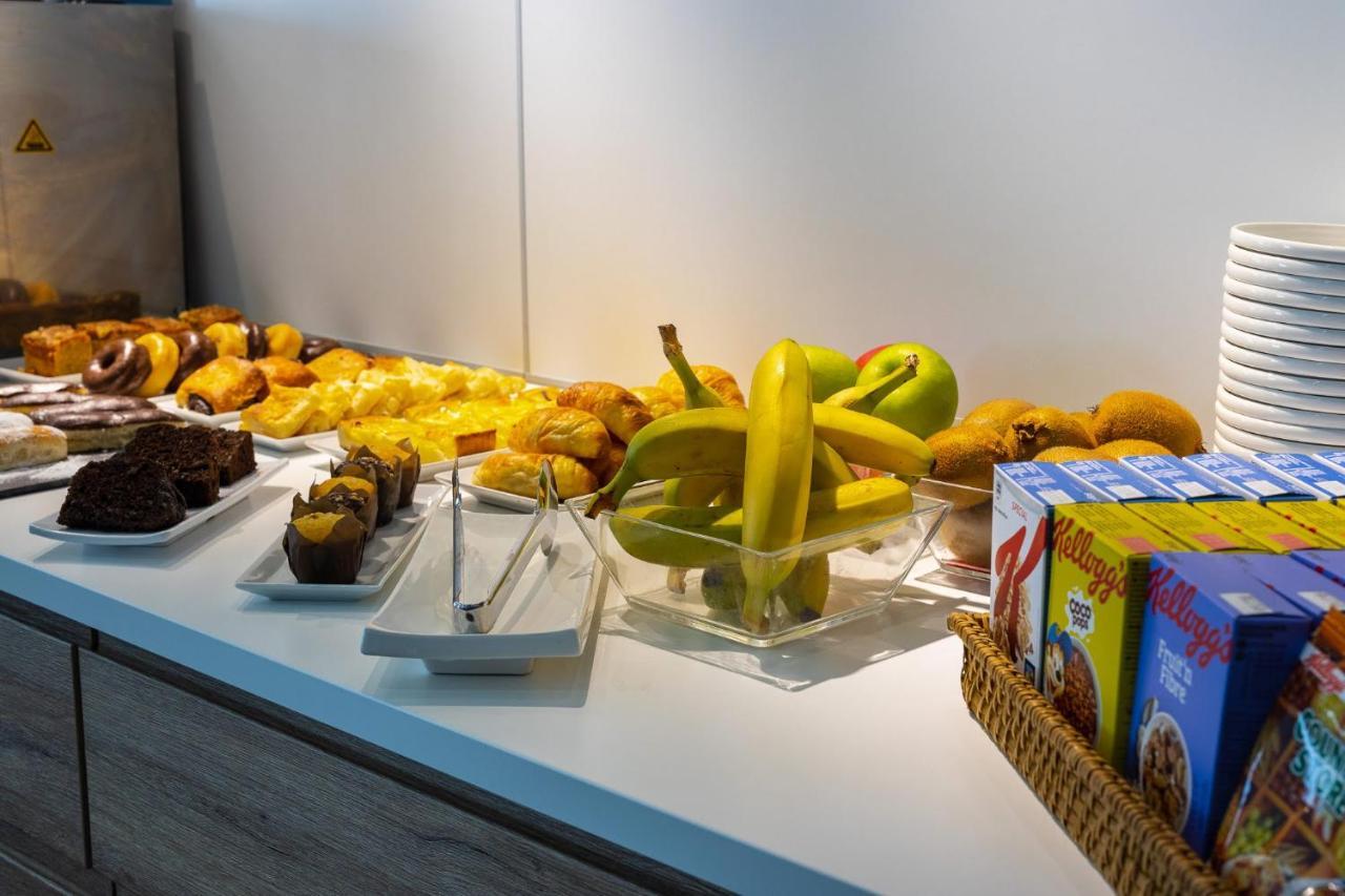 Apartamentos Los Cantaros 엘푸에르토데산타마리아 외부 사진