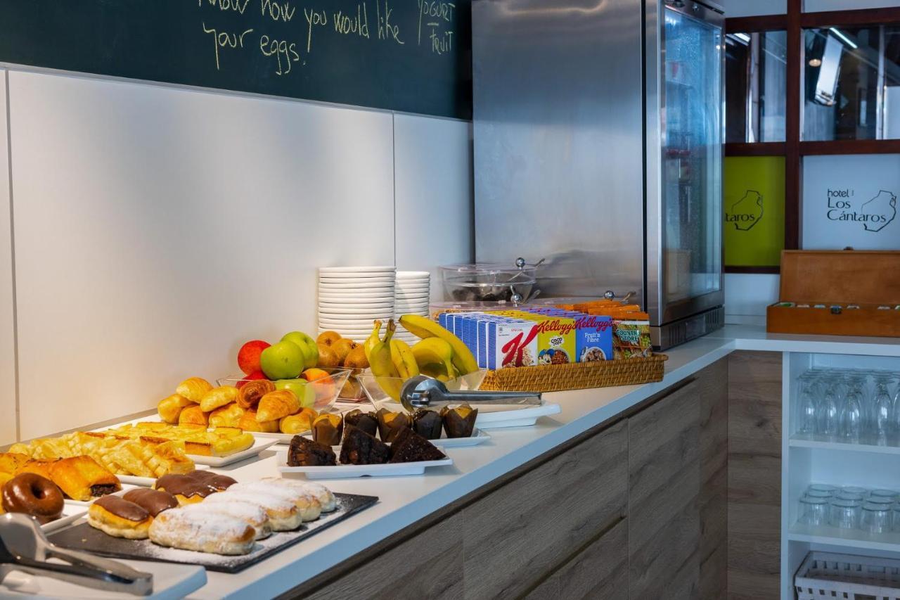 Apartamentos Los Cantaros 엘푸에르토데산타마리아 외부 사진