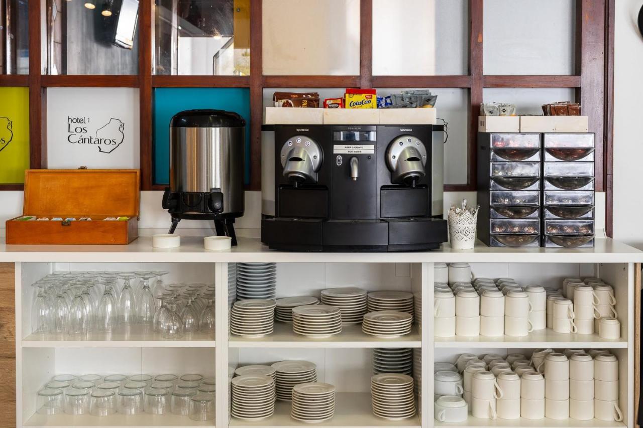 Apartamentos Los Cantaros 엘푸에르토데산타마리아 외부 사진