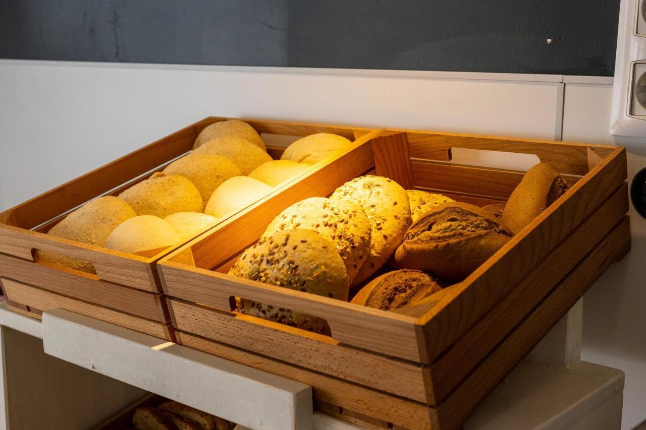 Apartamentos Los Cantaros 엘푸에르토데산타마리아 외부 사진