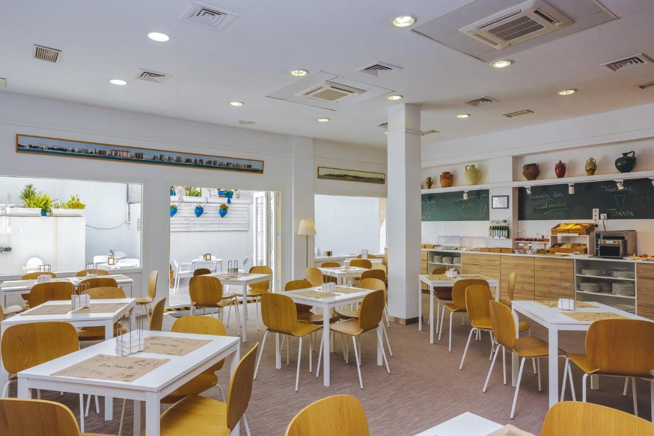 Apartamentos Los Cantaros 엘푸에르토데산타마리아 외부 사진