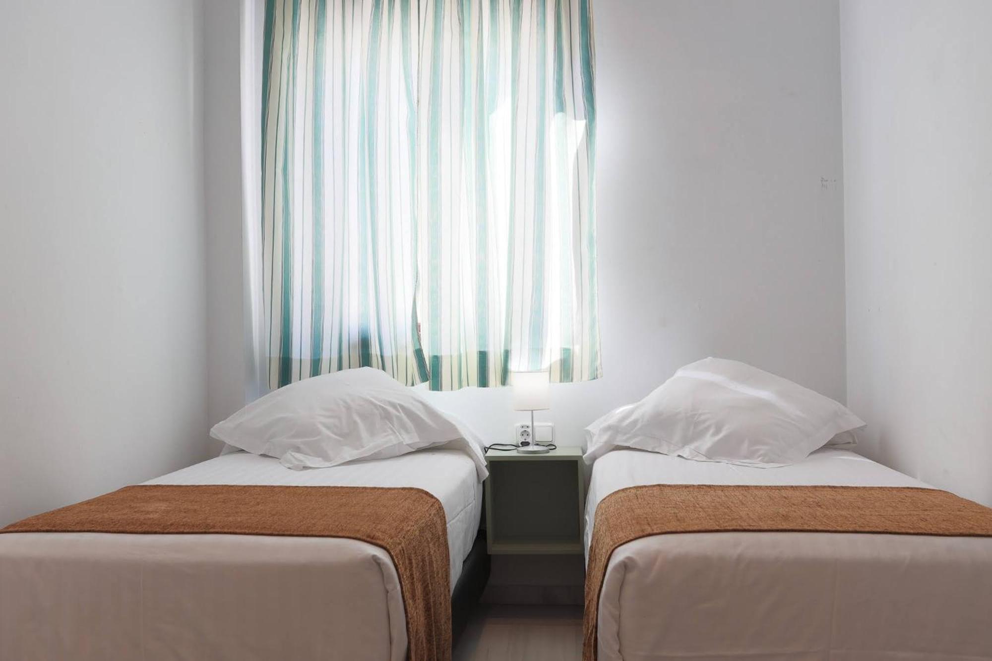 Apartamentos Los Cantaros 엘푸에르토데산타마리아 외부 사진