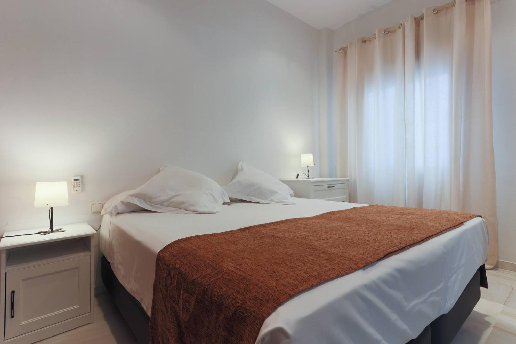 Apartamentos Los Cantaros 엘푸에르토데산타마리아 외부 사진