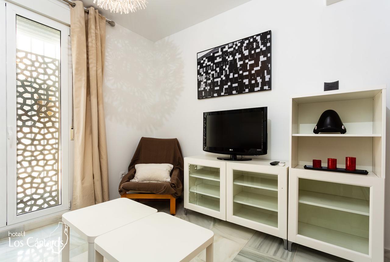 Apartamentos Los Cantaros 엘푸에르토데산타마리아 외부 사진
