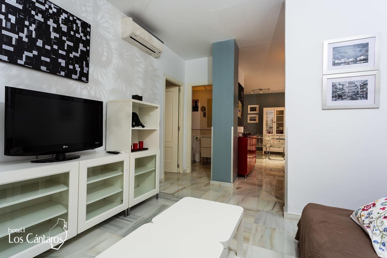 Apartamentos Los Cantaros 엘푸에르토데산타마리아 외부 사진