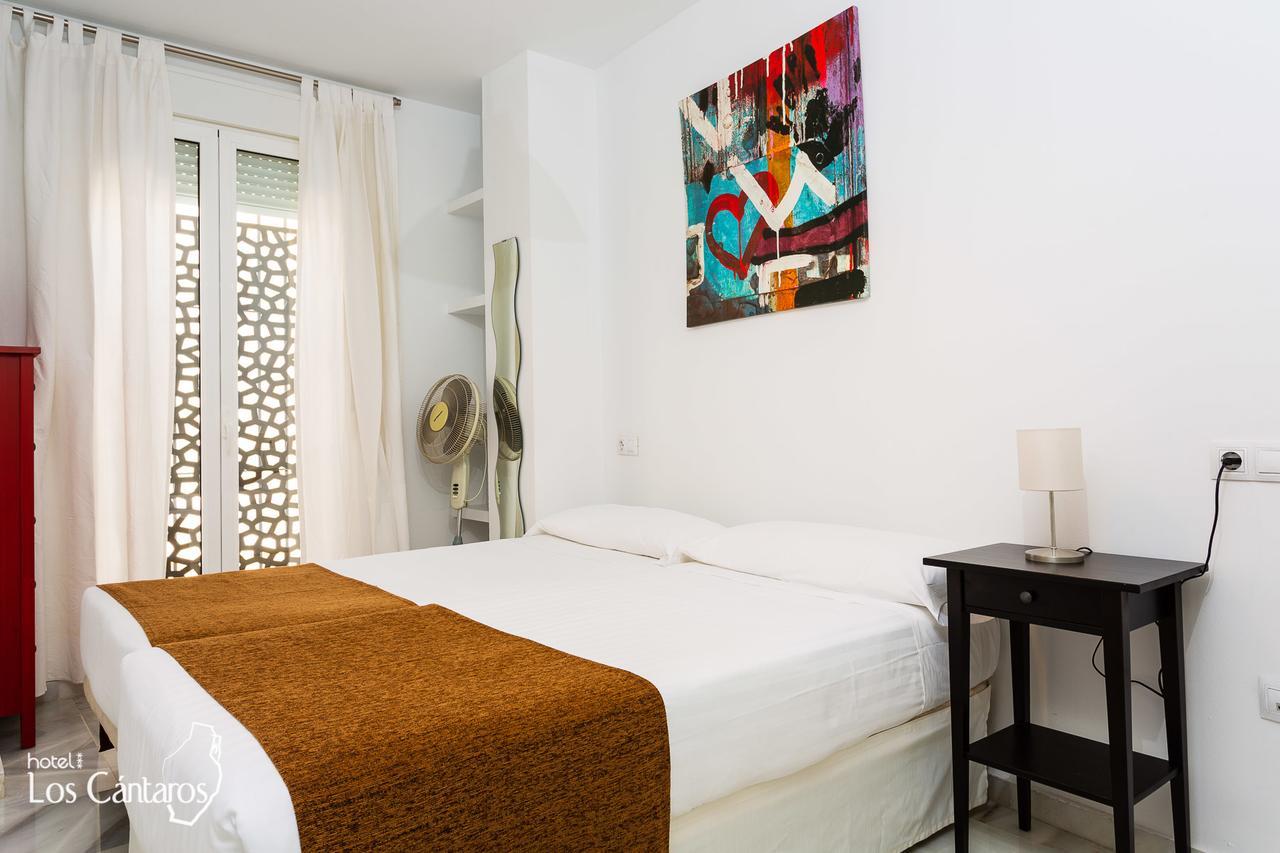 Apartamentos Los Cantaros 엘푸에르토데산타마리아 외부 사진