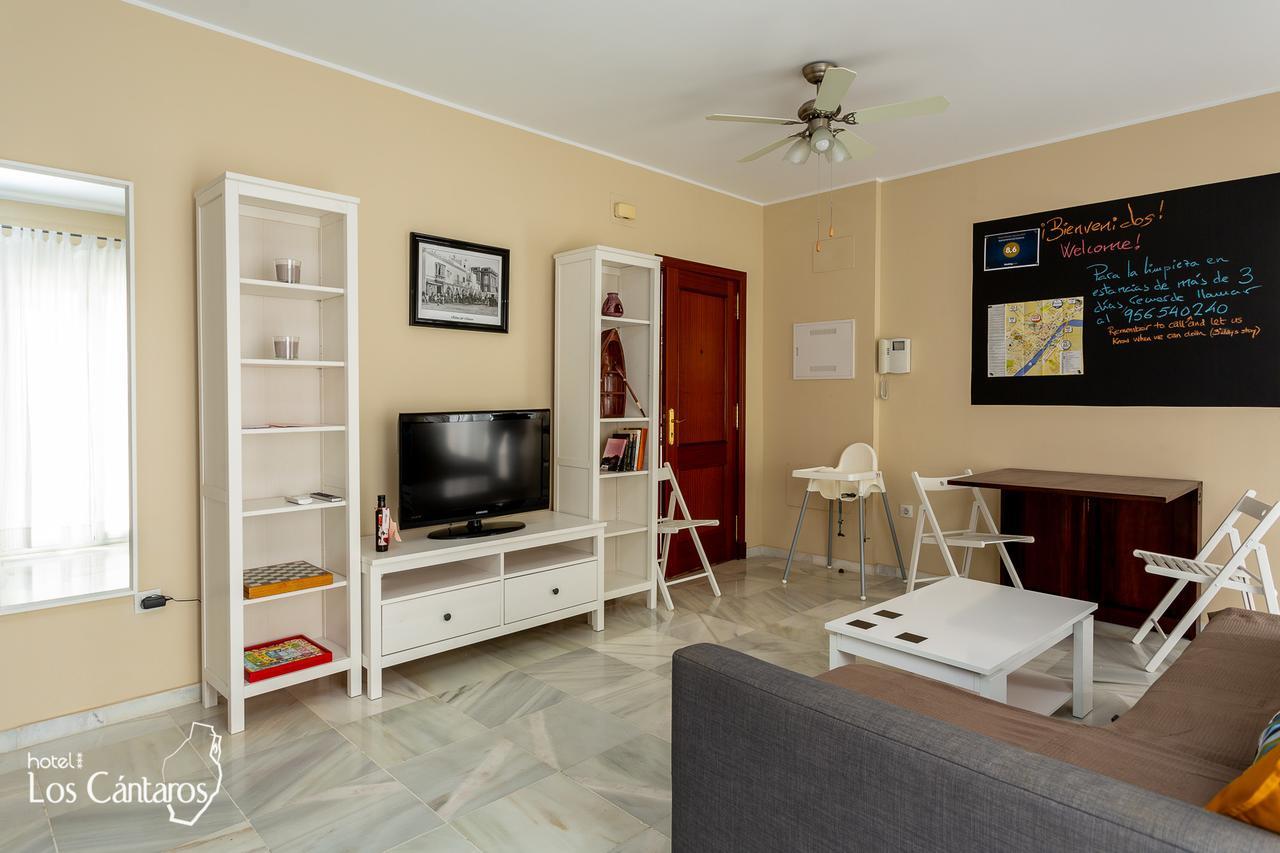 Apartamentos Los Cantaros 엘푸에르토데산타마리아 외부 사진