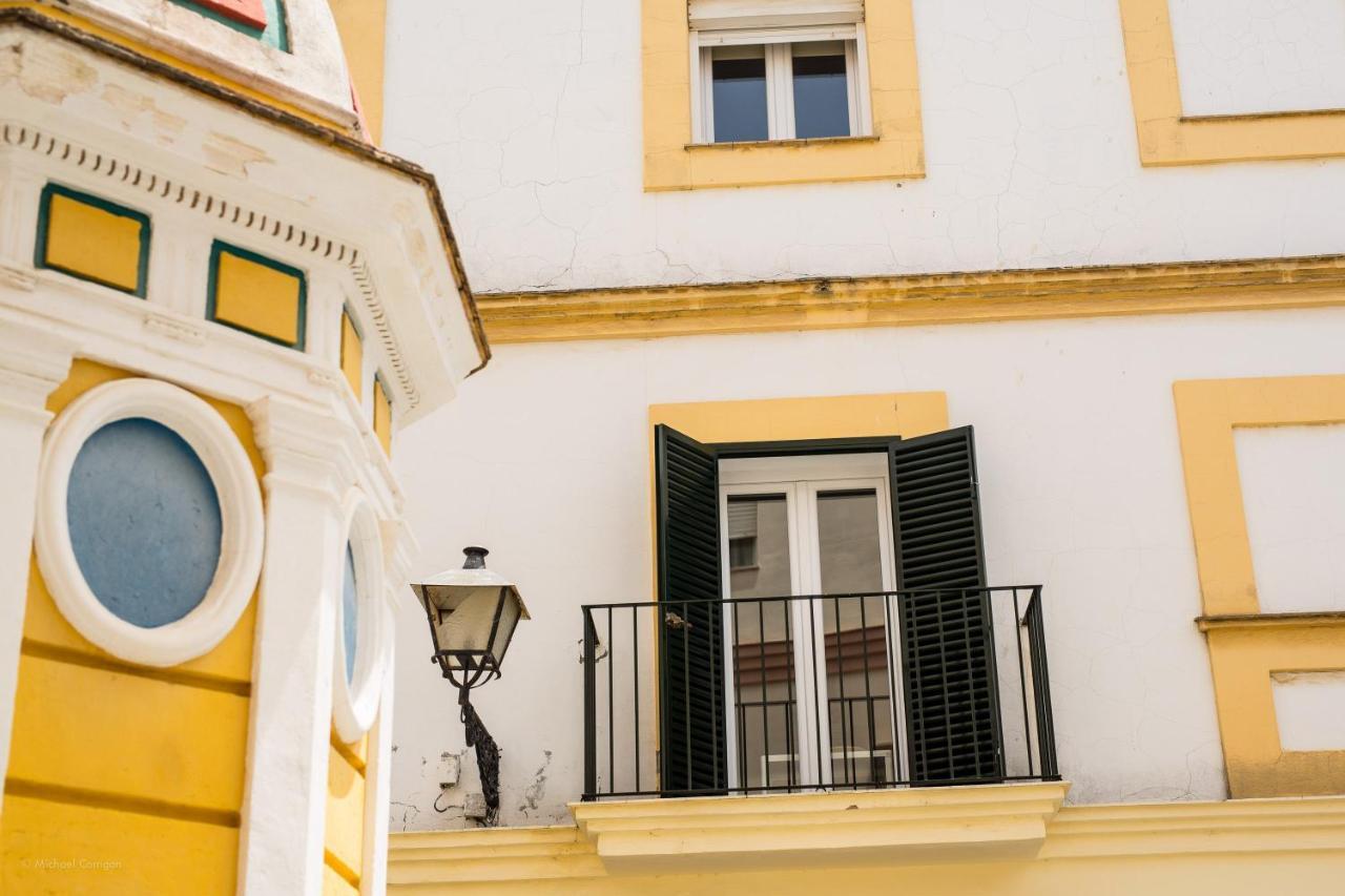 Apartamentos Los Cantaros 엘푸에르토데산타마리아 외부 사진